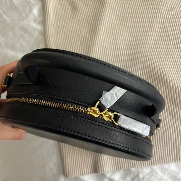 COPY - JW PEI circle top handle bag - Picture 2 of 4